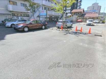「駐車場」