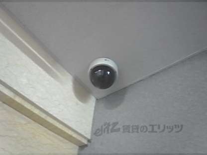 「監視カメラ」