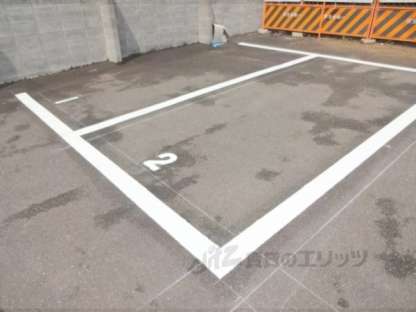 「駐車場　入居者専用」
