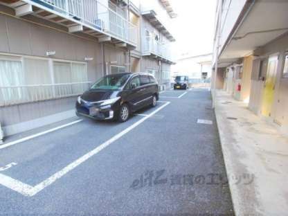 「駐車場」