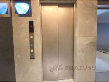 「エレベーター」