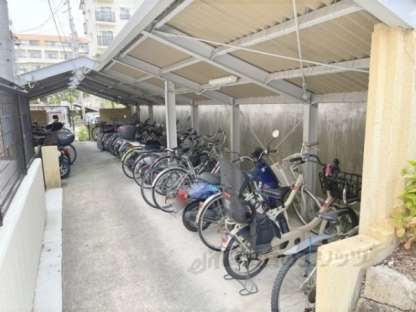 「駐輪場」