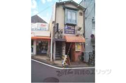立命館大学東門前店舗外観写真