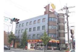 ビル・マルジョウ外観写真