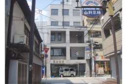 大栄ビル外観写真