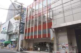 岡本鏡店ビル東館外観写真