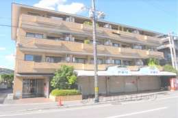 サンパレス山本テナント外観写真