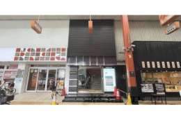 瓢箪山駅前ビル外観写真