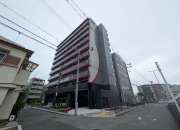 セレニテ江坂エクラ