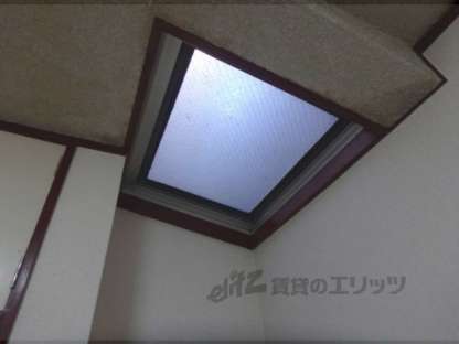 「天井窓」