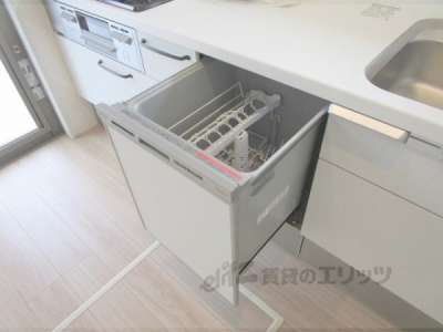 キッチン　食器洗い乾燥機